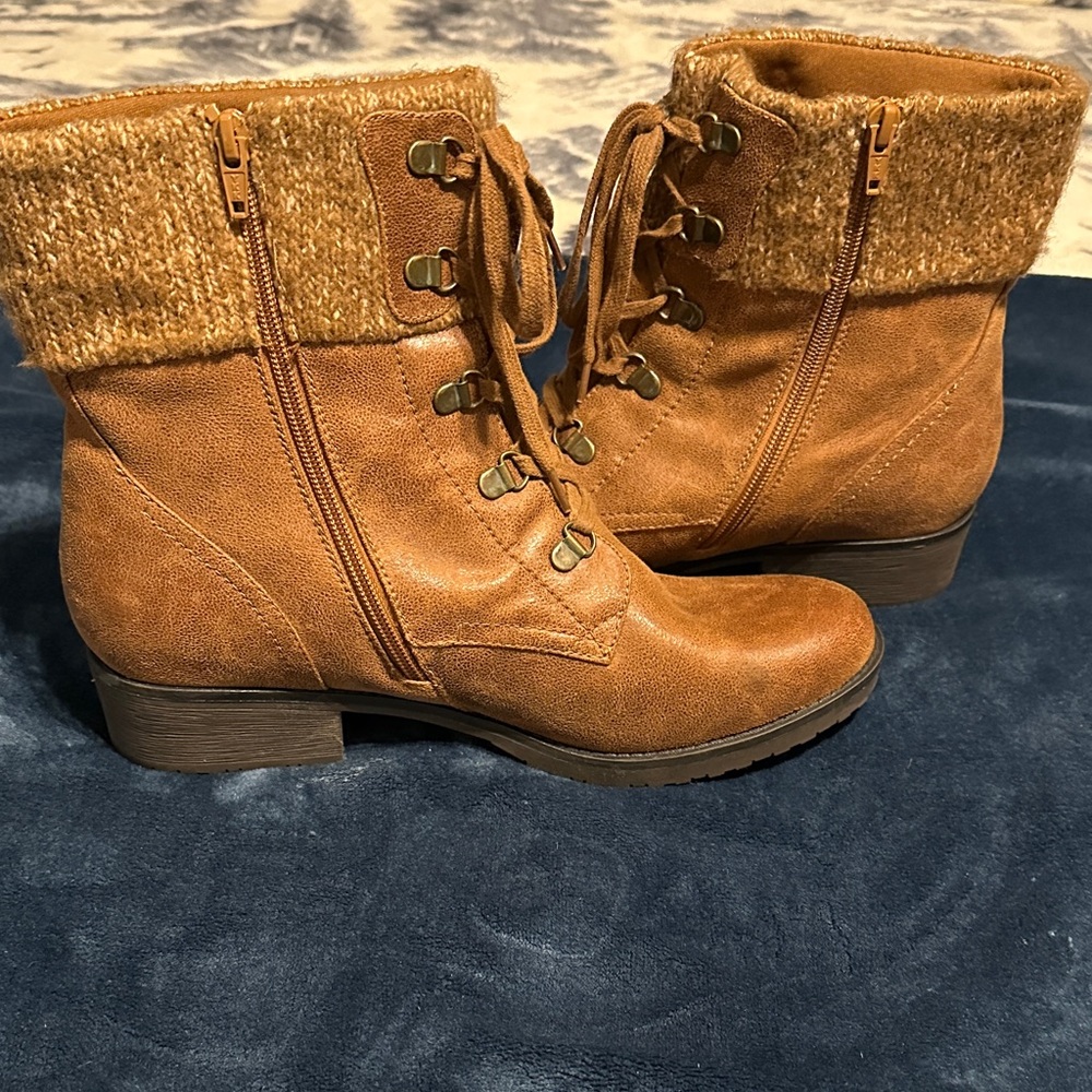 BareTraps Brown Lace‎ Up Boots - Picture 5 of 5